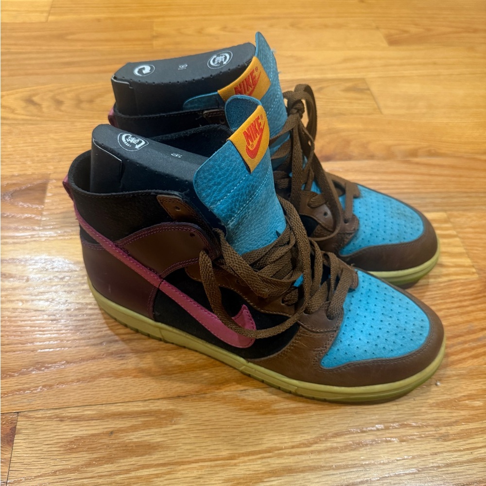 Nike Dunk Undefeated Super Rare